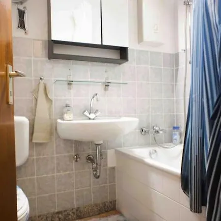 Single דירה ארקראת'